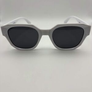 Preowned White Miu Miu Sunglasses